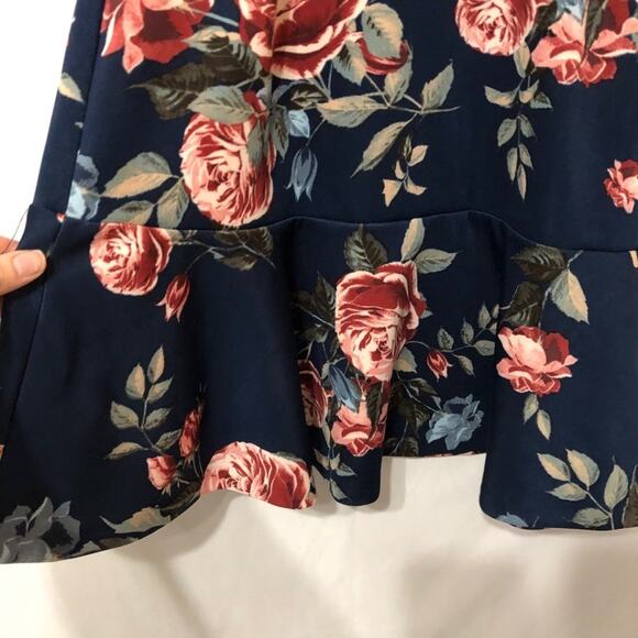 Love..Ady Floral Cap Sleeve Flounce Mini Dress Womens M Fit Flare Casual - Picture 3 of 8